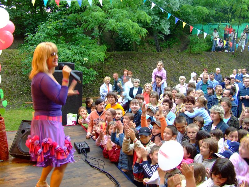 Otwarcie Placu Zabaw i Koncert Majki Jeżowskiej - 23.06.2007