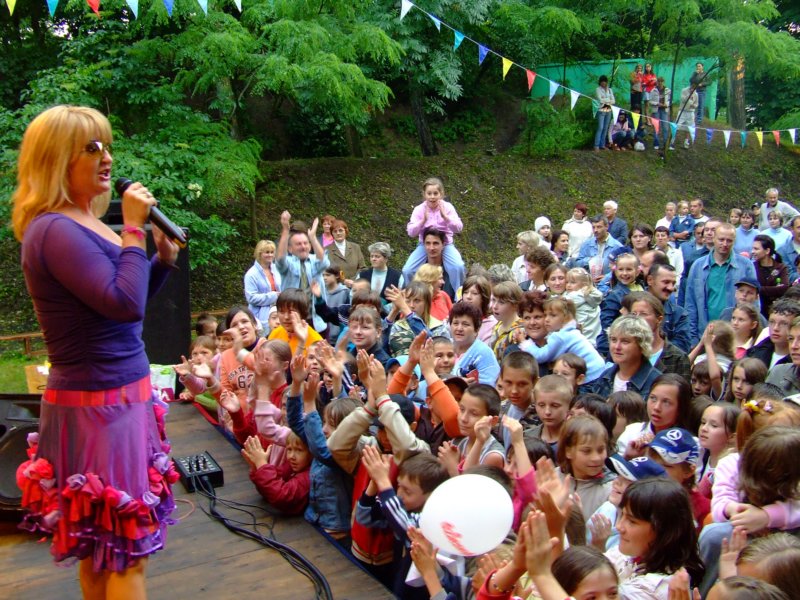 Otwarcie Placu Zabaw i Koncert Majki Jeżowskiej - 23.06.2007