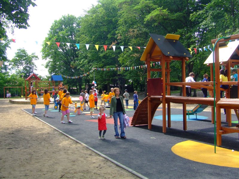 Otwarcie Placu Zabaw i Koncert Majki Jeżowskiej - 23.06.2007
