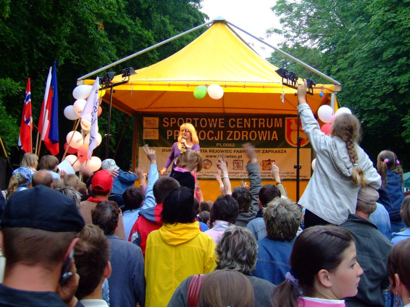 Otwarcie Placu Zabaw i Koncert Majki Jeżowskiej - 23.06.2007