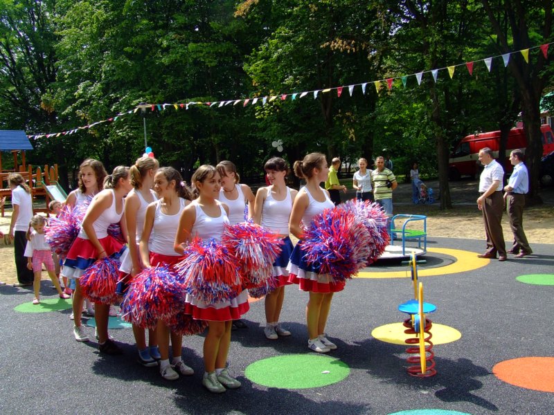 Otwarcie Placu Zabaw i Koncert Majki Jeżowskiej - 23.06.2007