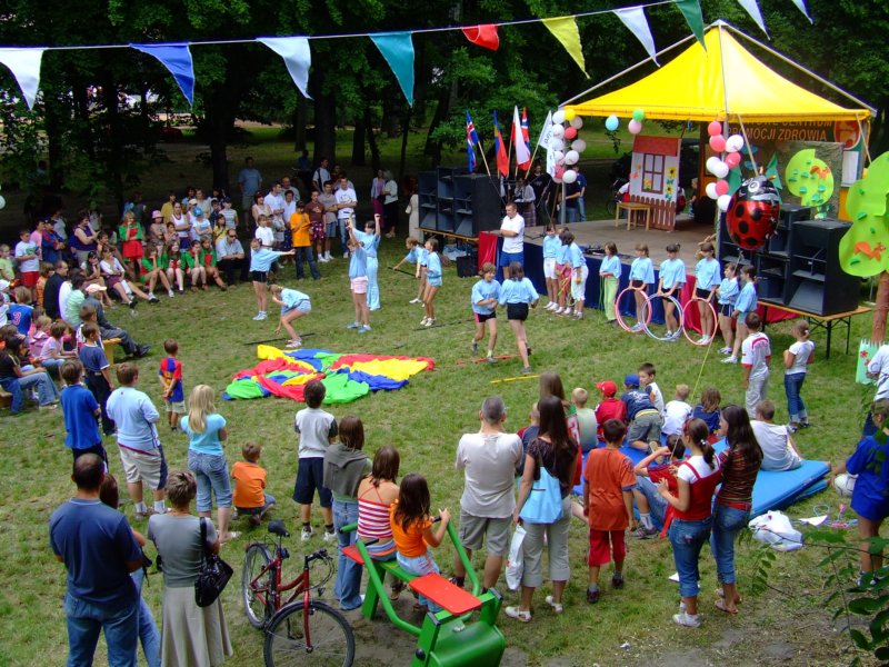 Otwarcie Placu Zabaw i Koncert Majki Jeżowskiej - 23.06.2007